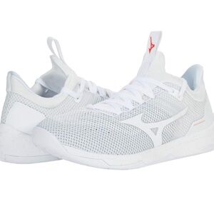 Mizuno White Athletic Sneakers new in box women’s 7.5